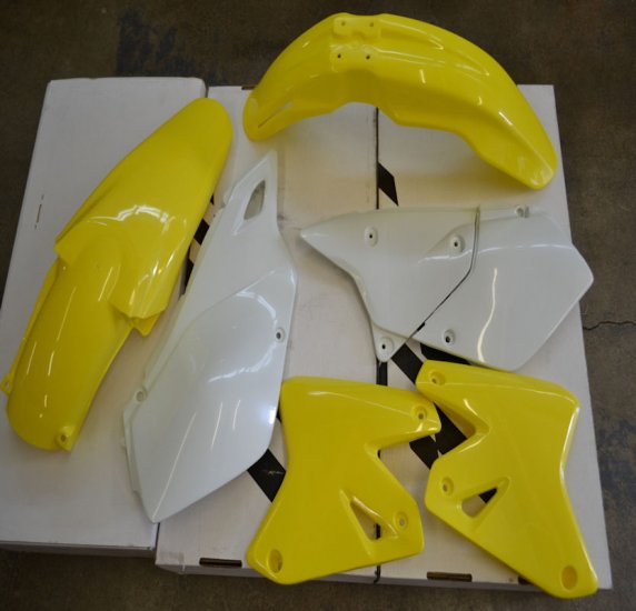 Racetech Plastic Kit for Suzuki DRZ 400